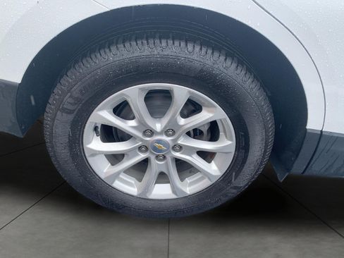 Used 2018 Chevrolet Equinox LT FWD image 21