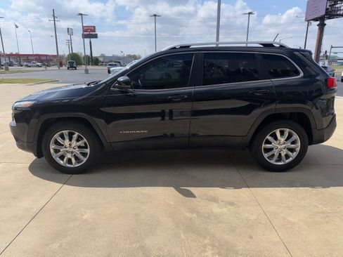 Used 2015 Jeep Cherokee Limited w/ Luxury Group image 6