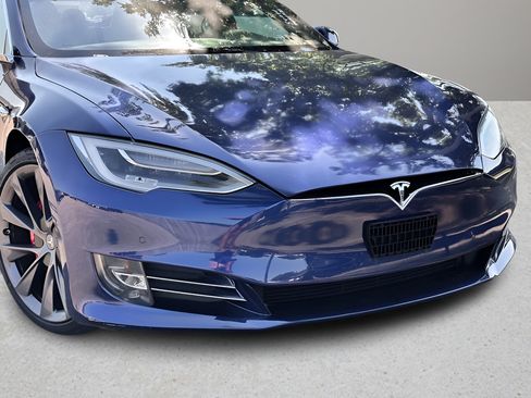 Used 2020 Tesla Model S Performance AWD/4WD image 24