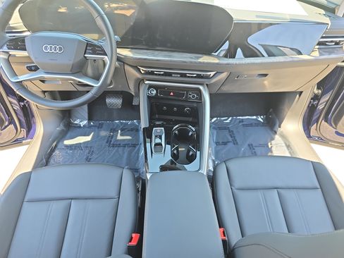 Used 2025 Audi Q5 Premium w/ Convenience Package AWD/4WD image 9