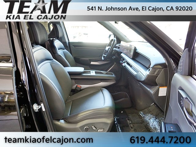 Certified 2024 Kia EV9 Light Long Range RWD image 12