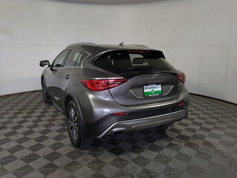 Used 2018 INFINITI QX30 AWD image 6