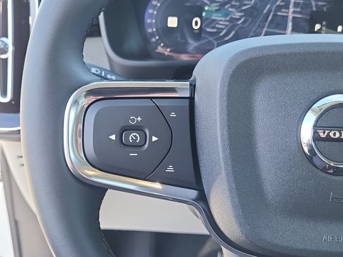 New 2026 Volvo XC40 B5 Plus w/ Protection Package Premier image 12