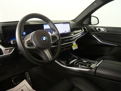 Used 2026 BMW X5 xDrive40i w/ Executive Package AWD/4WD image 11