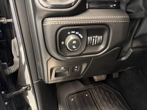 Used 2023 RAM 1500 Limited AWD/4WD image 21