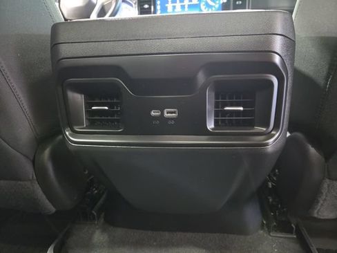 Used 2022 Chevrolet Silverado 1500 LT Trail Boss AWD/4WD image 27