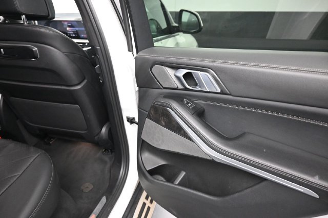 Used 2024 BMW X5 xDrive40i AWD/4WD image 24