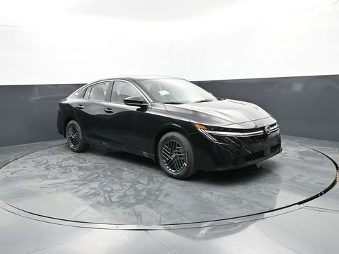 New 2026 Nissan Sentra SV w/ Floor Mat Package FWD image 5