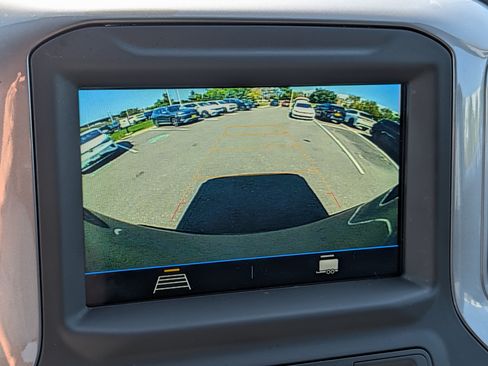 Used 2019 Chevrolet Silverado 1500 Custom w/ Custom Convenience Package AWD/4WD image 27