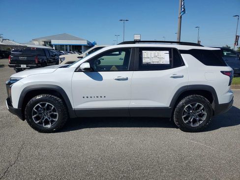 New 2026 Chevrolet Equinox ACTIV w/ Convenience Package III image 2