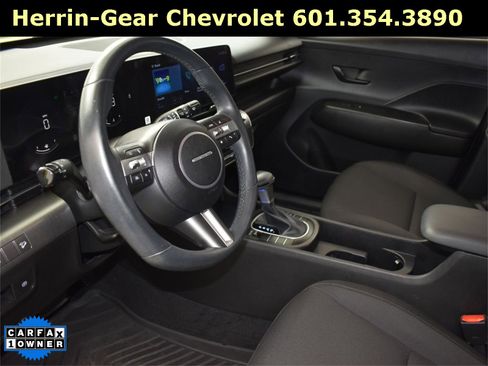 Used 2024 Hyundai Kona SEL image 12