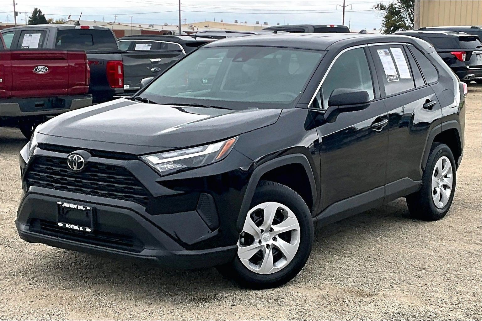 Used 2025 Toyota RAV4 LE AWD/4WD image 7