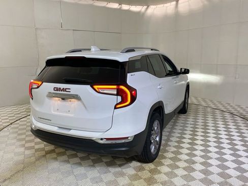 Used 2023 GMC Terrain SLT FWD image 17