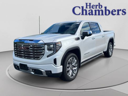Used 2024 GMC Sierra 1500 Denali AWD/4WD image 4