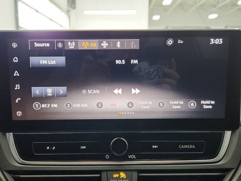 Used 2024 Nissan Altima 2.5 SV w/ SV Premium Package image 19