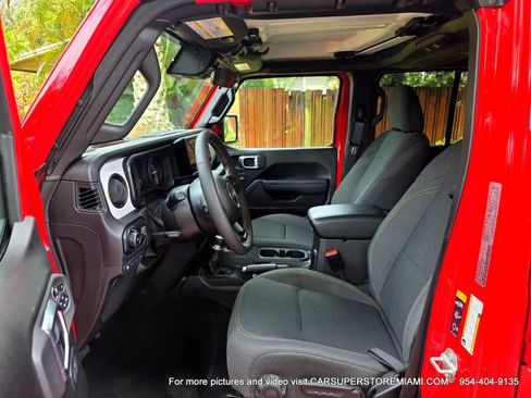 Used 2024 Jeep Wrangler Unlimited w/ Convenience Group AWD/4WD image 26