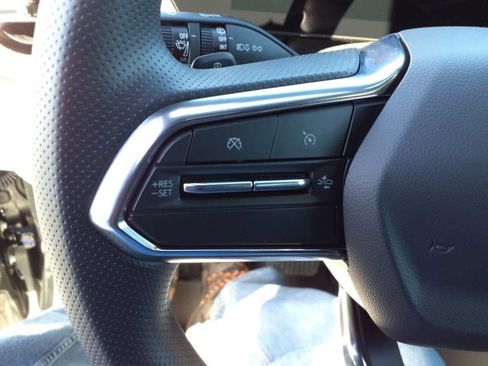 New 2025 Chevrolet Blazer EV LT image 16