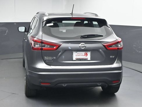 Used 2020 Nissan Rogue Sport SV FWD image 6