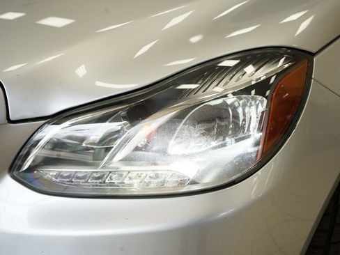 Used 2014 Mercedes-Benz E 350 4MATIC Sedan image 23