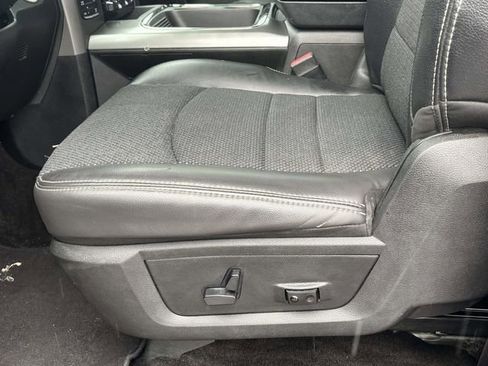 Used 2017 RAM 1500 Sport image 7