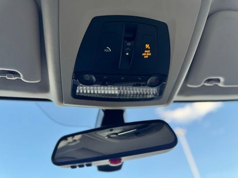 Used 2011 BMW 535i 535i image 19