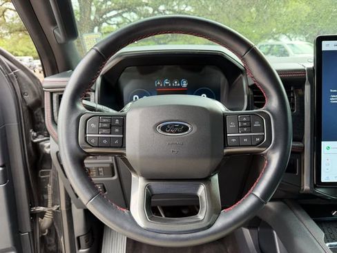 Used 2022 Ford Expedition Max Limited RWD image 10