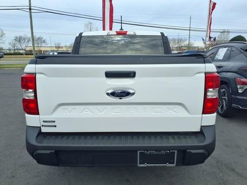 Used 2023 Ford Maverick XL image 2