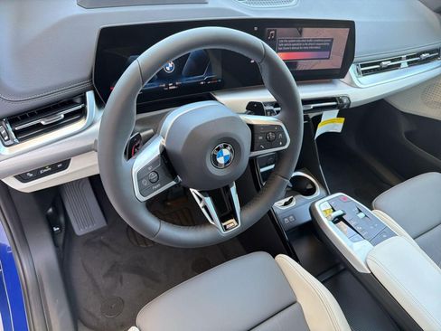 New 2026 BMW X1 xDrive28i w/ Technology Package AWD/4WD image 4