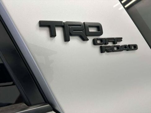 Certified 2024 Toyota 4Runner TRD Off-Road AWD/4WD image 12