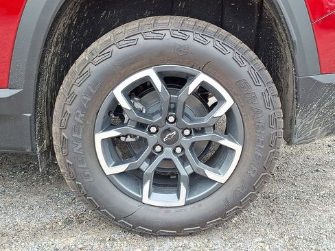 New 2026 Chevrolet Equinox ACTIV w/ Convenience Package III image 33