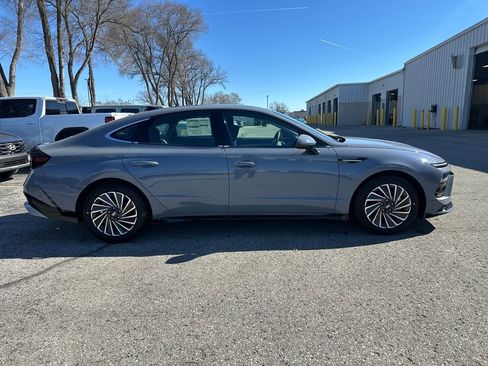 New 2026 Hyundai Sonata SEL FWD image 6