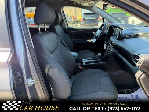 Used 2020 Hyundai Santa Fe SE FWD image 20