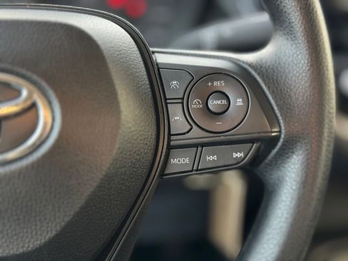 Certified 2025 Toyota Corolla LE image 38