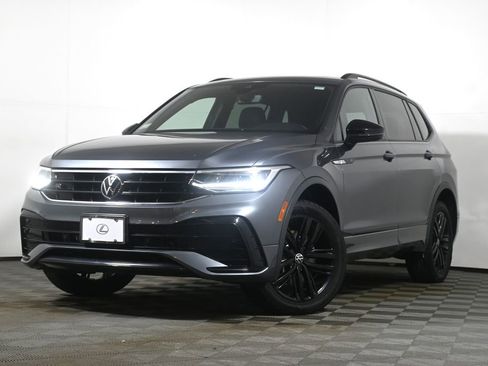 Used 2022 Volkswagen Tiguan SE R-Line AWD/4WD image 1