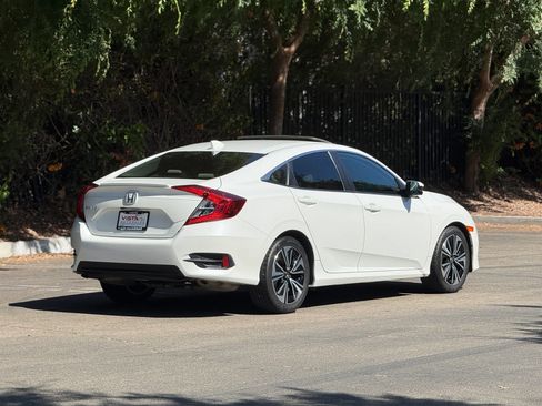 Used 2016 Honda Civic EX-T image 5