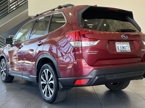 Used 2019 Subaru Forester Limited AWD/4WD image 3