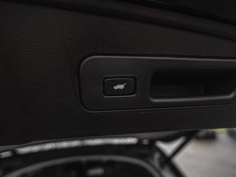 Used 2017 Acura MDX SH-AWD w/ Advance Package image 38