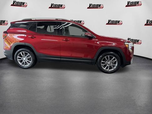 Used 2023 GMC Terrain SLT AWD/4WD image 4