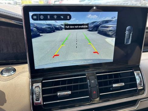 Used 2022 Lincoln Navigator Reserve image 35