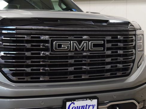 Used 2024 GMC Sierra 1500 Denali Ultimate AWD/4WD image 11