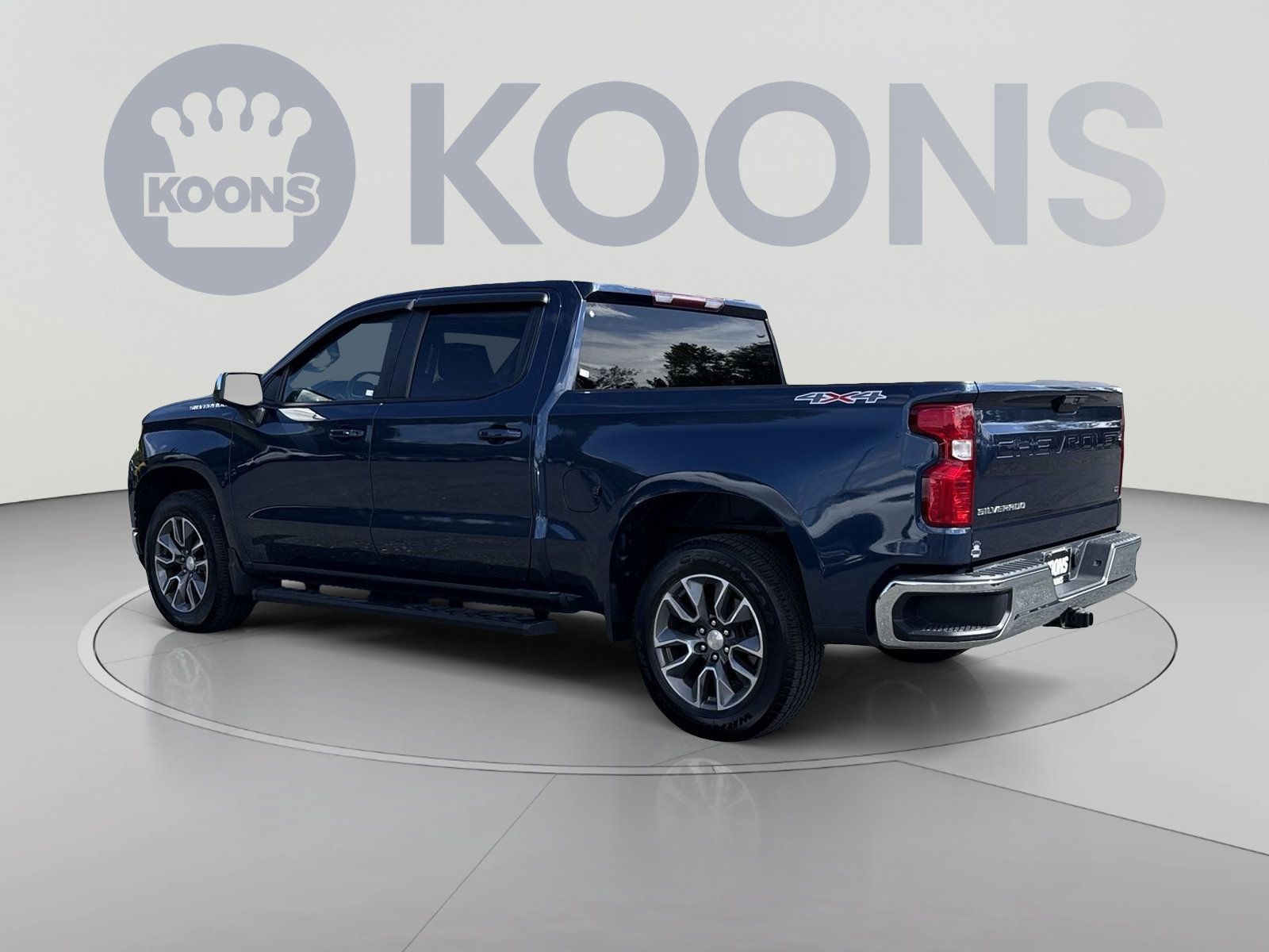Used 2022 Chevrolet Silverado 1500 LT AWD/4WD image 8
