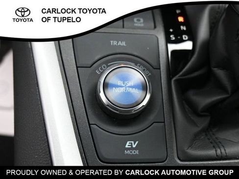 Used 2025 Toyota RAV4 Limited image 15