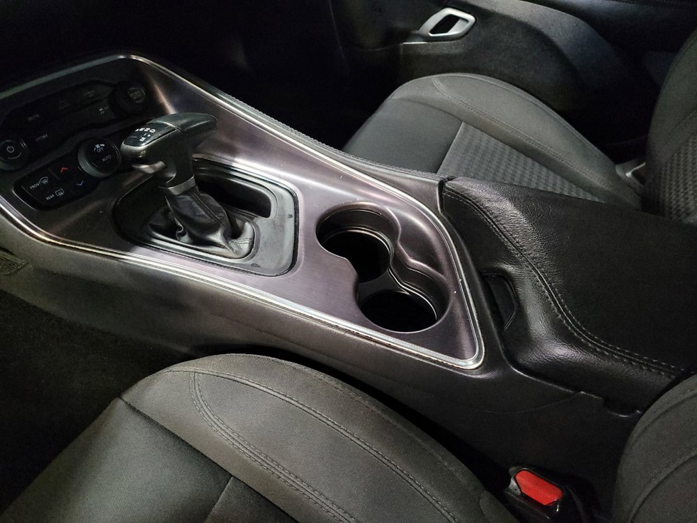 Used 2018 Dodge Challenger SXT RWD image 26