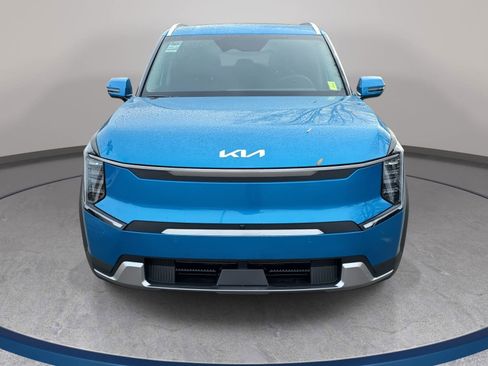 New 2026 Kia EV9 Wind AWD/4WD image 2