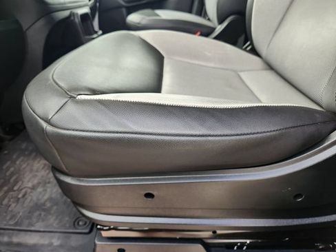 Used 2025 RAM ProMaster 2500 w/ Convenience Group FWD image 25