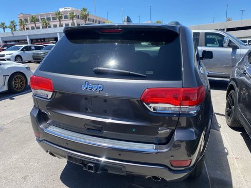 Used 2015 Jeep Grand Cherokee Overland AWD/4WD image 7