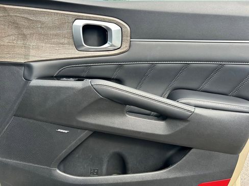 Used 2021 Kia Sorento SX Prestige image 25