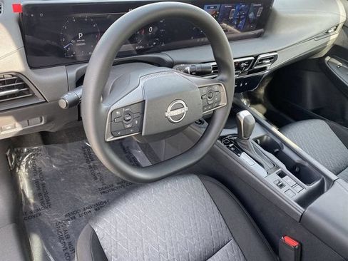Used 2026 Nissan Sentra SV w/ Floor Mat Package FWD image 19