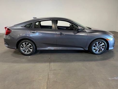 Used 2017 Honda Civic EX image 2