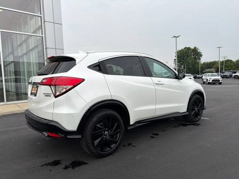 Used 2021 Honda HR-V Sport image 7